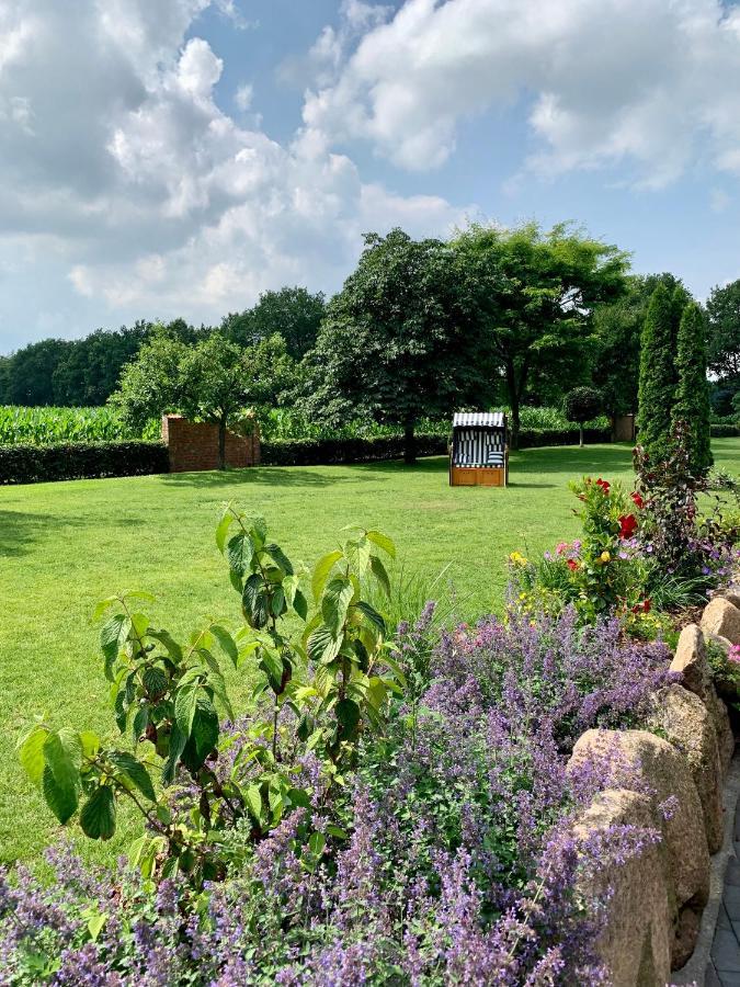 Neue Ruhige Ferienwohnung Am Wald Wustewohlde Buitenkant foto